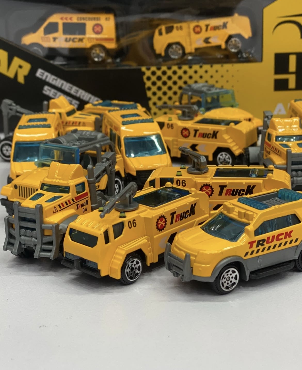 15 Metal Cars Box – Premium Quality 1:64 Scale Die-Cast Set
